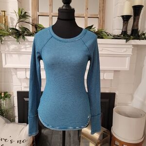 Hollister Co. Henley long sleeve thermal Blue Striped top size small